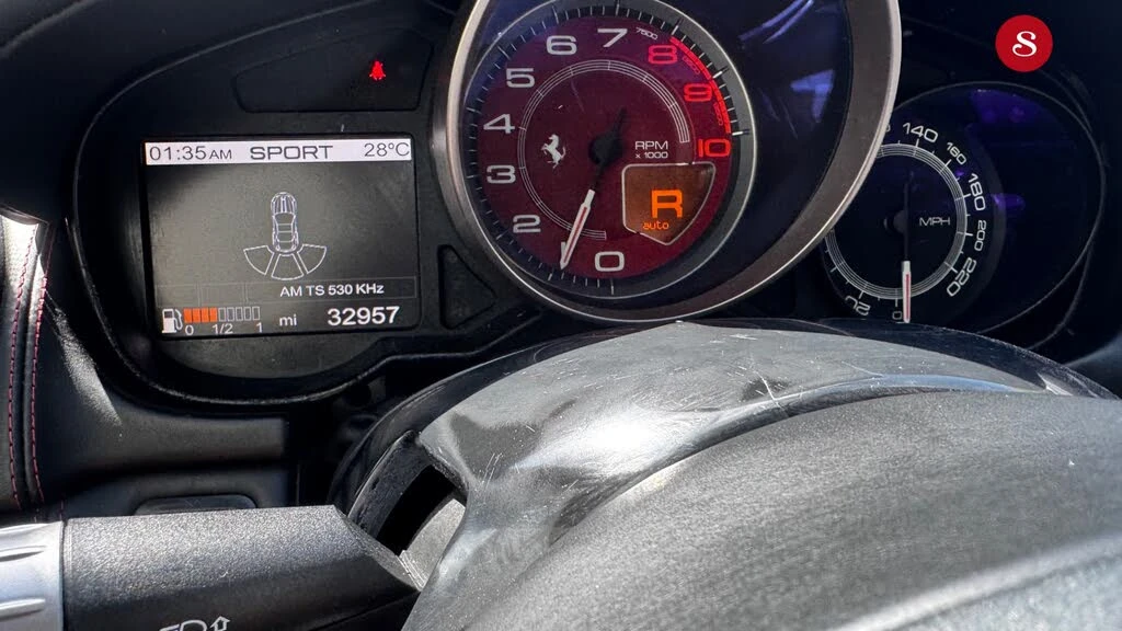 2011 Ferrari California - Image 14 of 21