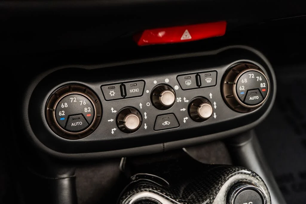 2011 Ferrari California - Image 28 of 31