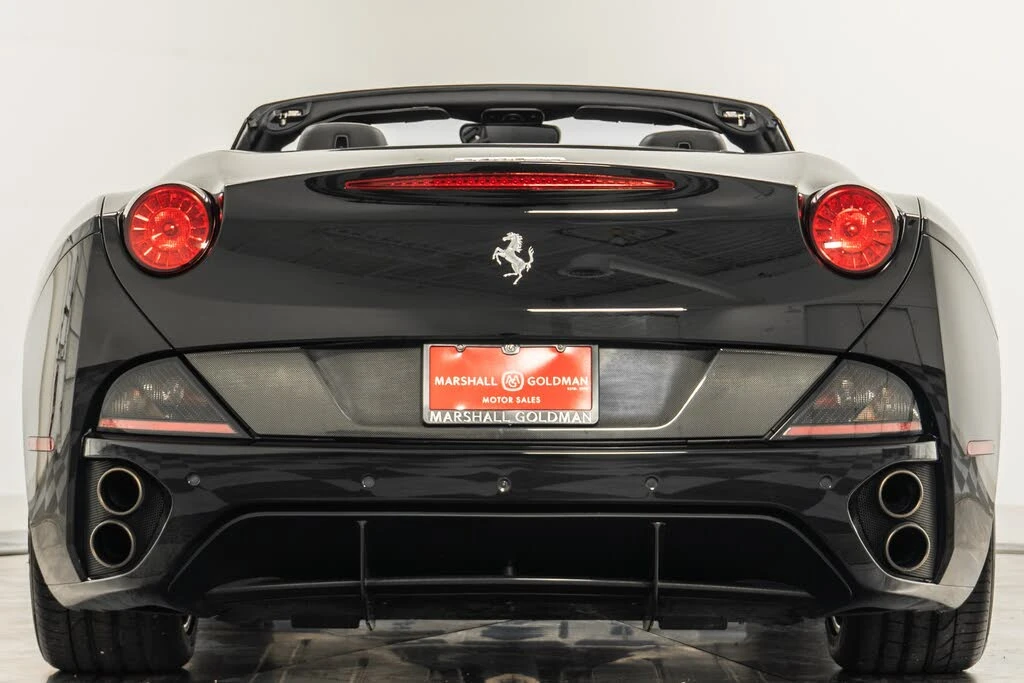 2011 Ferrari California - Image 8 of 31