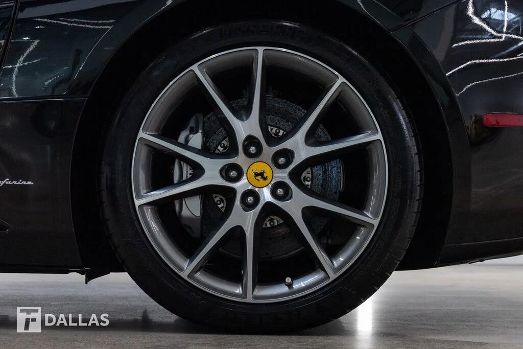 2011 Ferrari California - Image 3 of 31