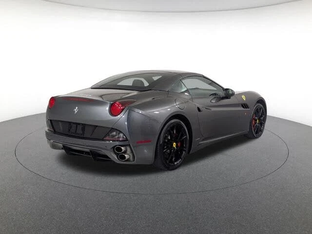 2011 Ferrari California - Image 5 of 24