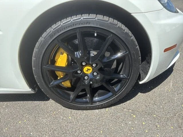 2011 Ferrari California - Image 13 of 31