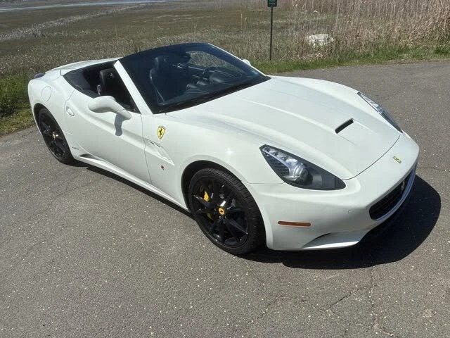 2011 Ferrari California - Image 3 of 31