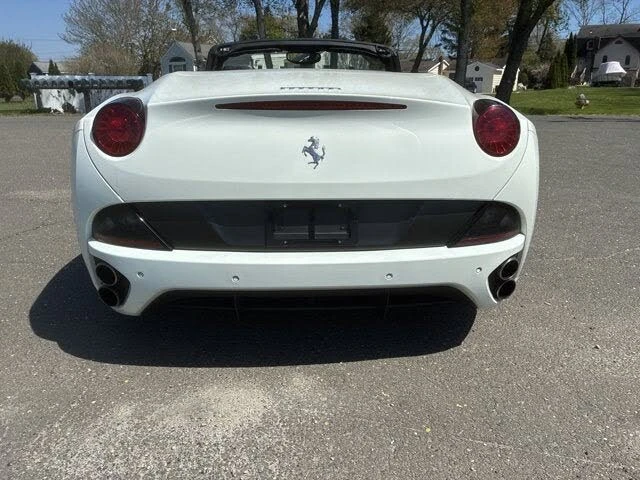 2011 Ferrari California - Image 10 of 31