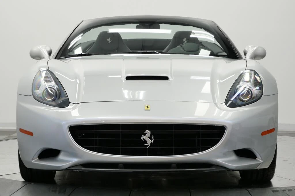 2011 Ferrari California - Image 4 of 31