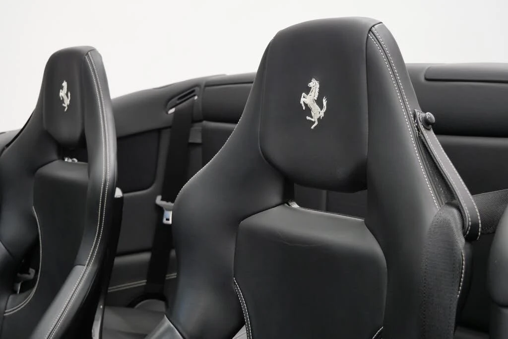2011 Ferrari California - Image 26 of 31
