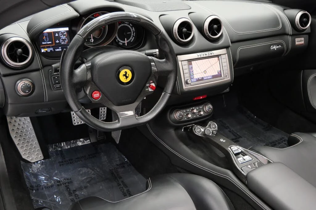 2011 Ferrari California - Image 13 of 31
