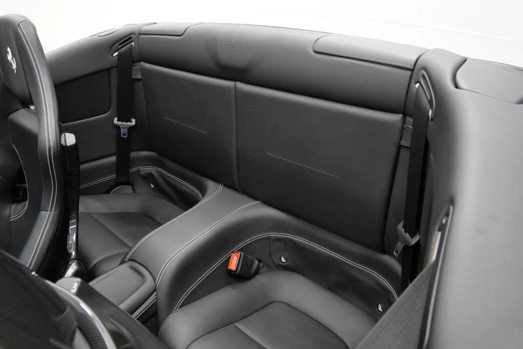 2011 Ferrari California - Image 16 of 31