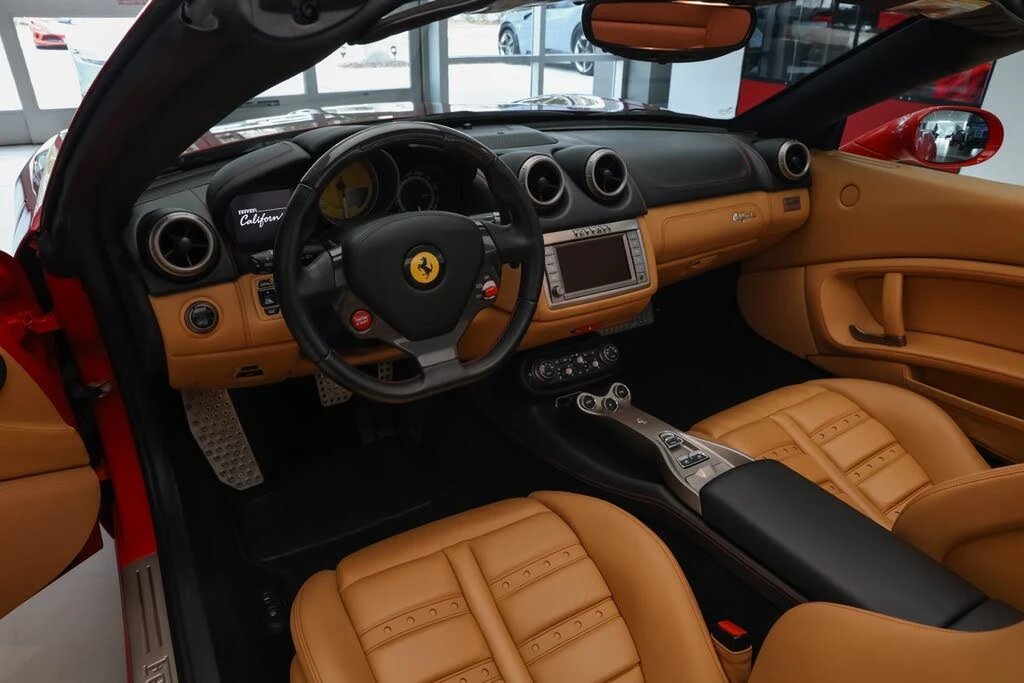 2011 Ferrari California - Image 10 of 31