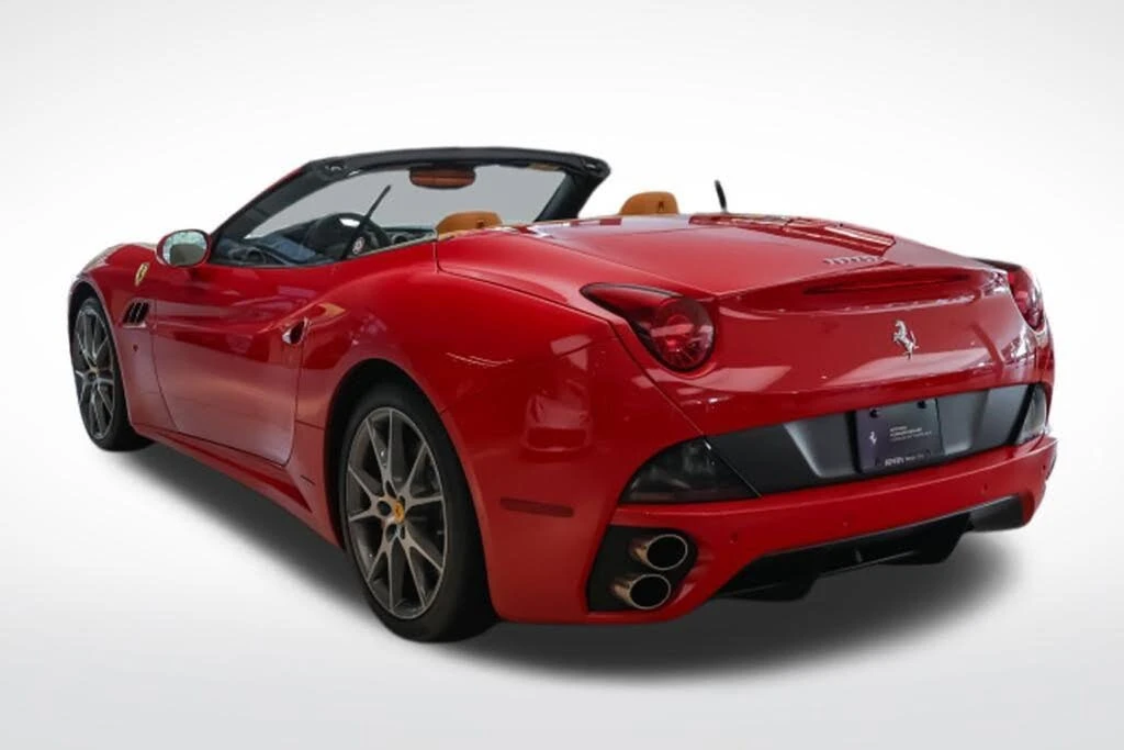 2011 Ferrari California - Image 3 of 31