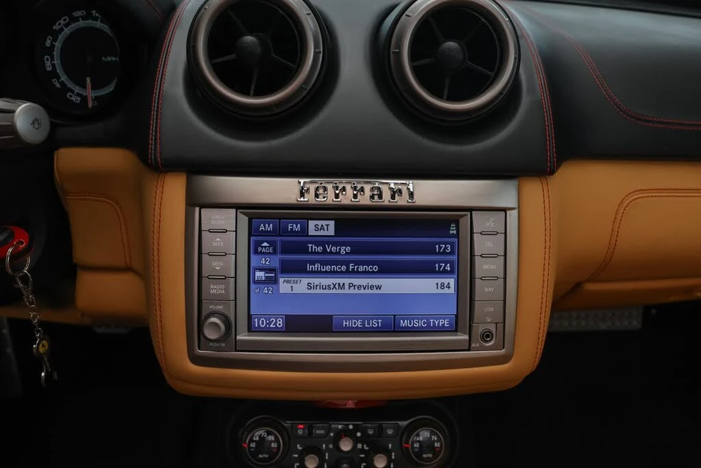 2011 Ferrari California - Image 29 of 31