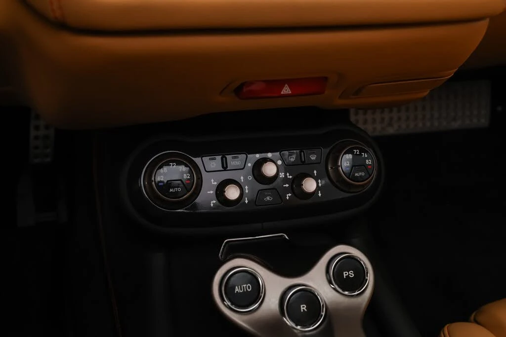 2011 Ferrari California - Image 20 of 31
