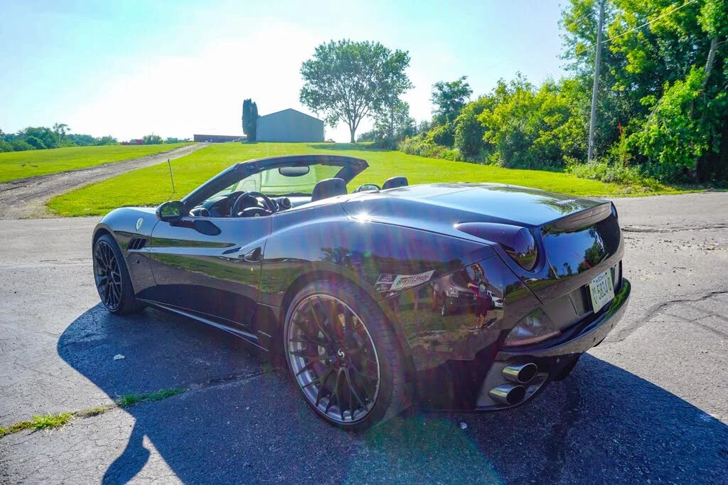 2011 Ferrari California - Image 15 of 31