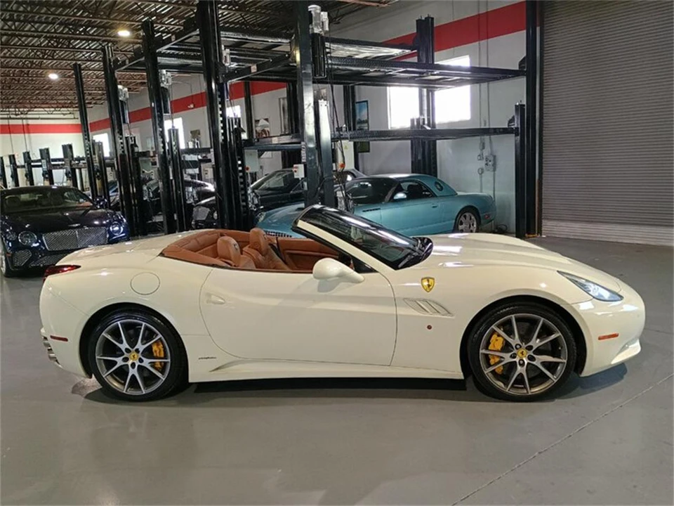 2011 Ferrari California - Image 7 of 31