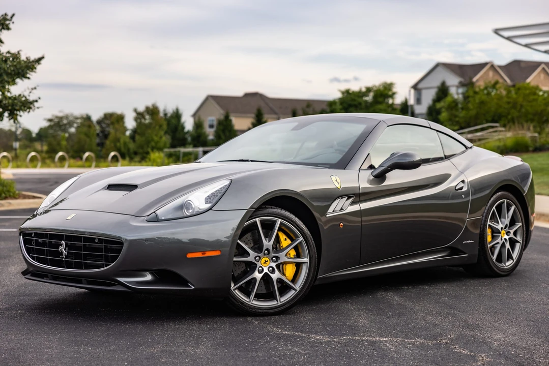 2011 Ferrari California - Image 16 of 31