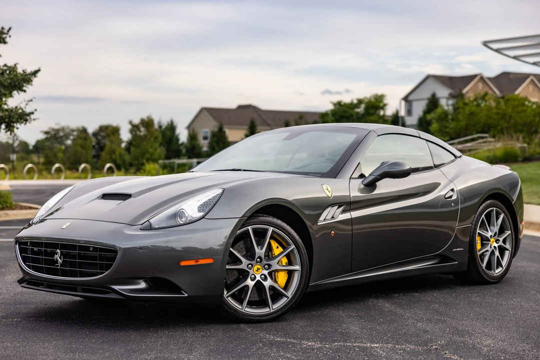 2011 Ferrari California - Image 17 of 31