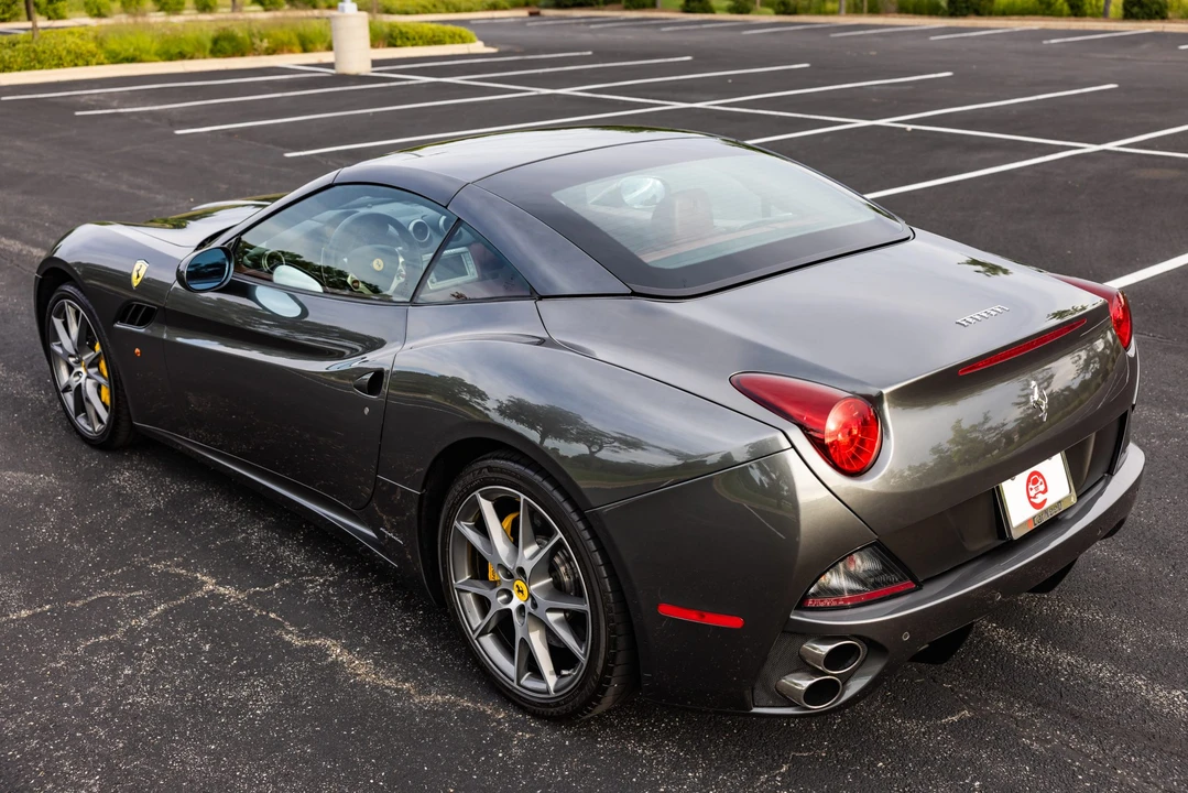 2011 Ferrari California - Image 28 of 31