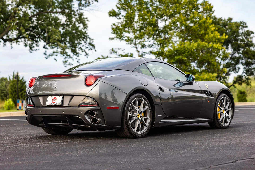 2011 Ferrari California - Image 29 of 31