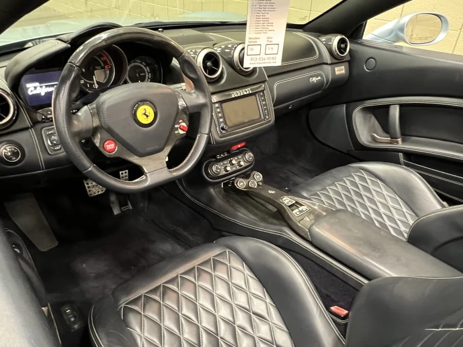2011 Ferrari California - Image 7 of 12