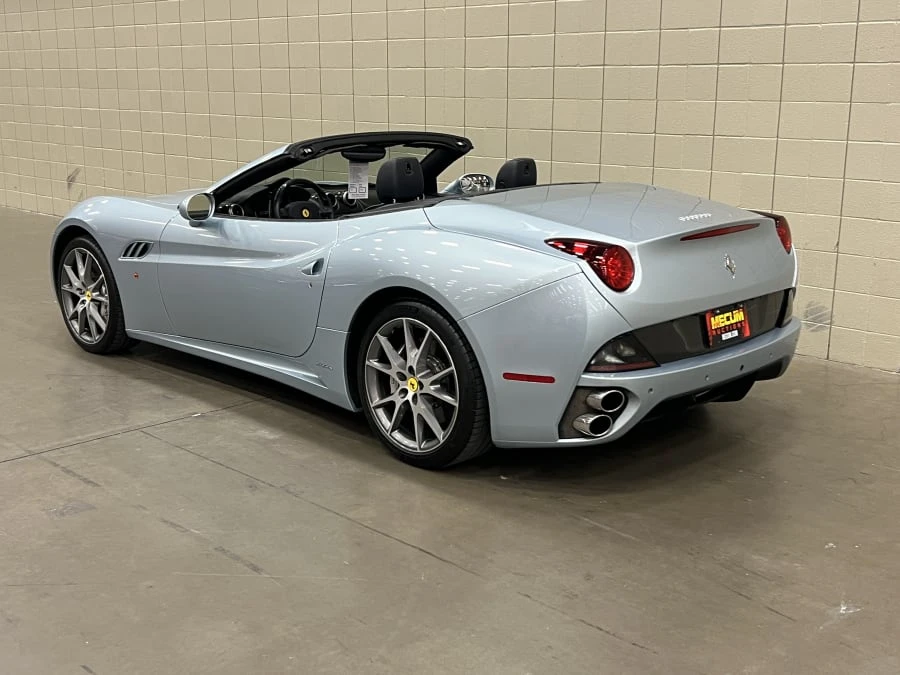 2011 Ferrari California - Image 3 of 12