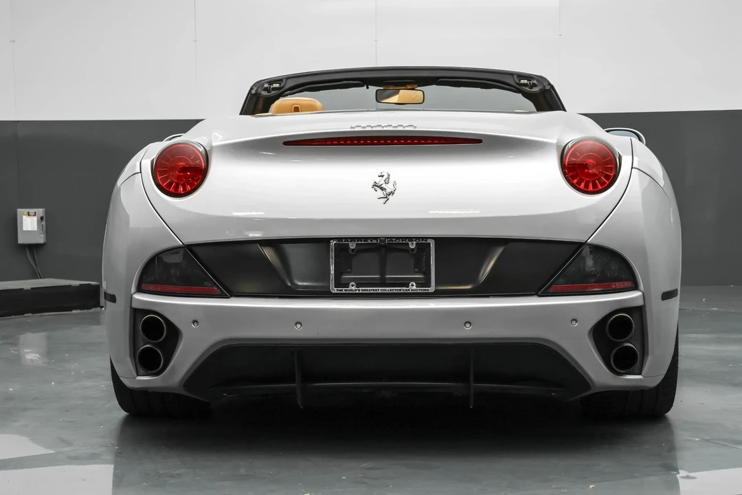 2011 Ferrari California - Image 6 of 21