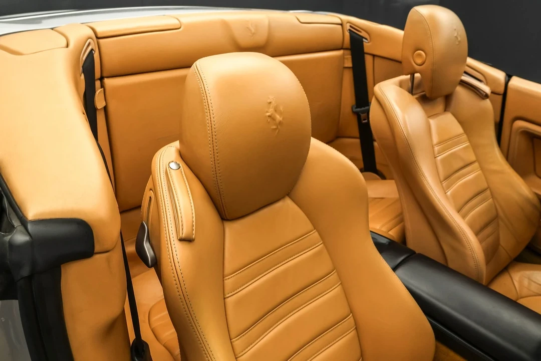 2011 Ferrari California - Image 12 of 21