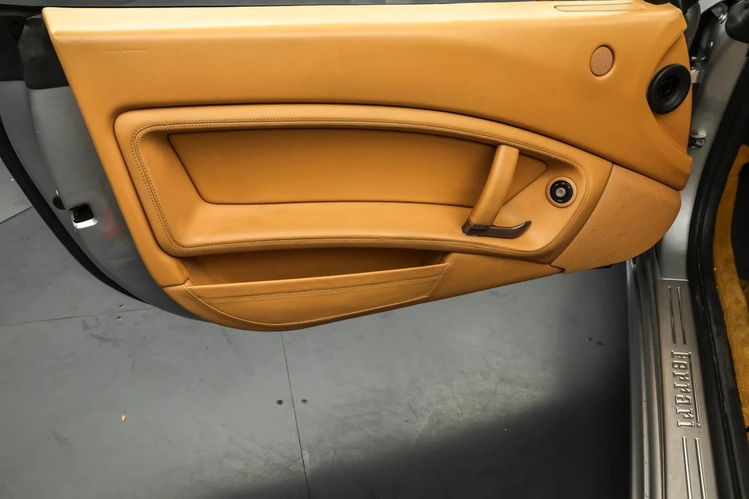 2011 Ferrari California - Image 16 of 21