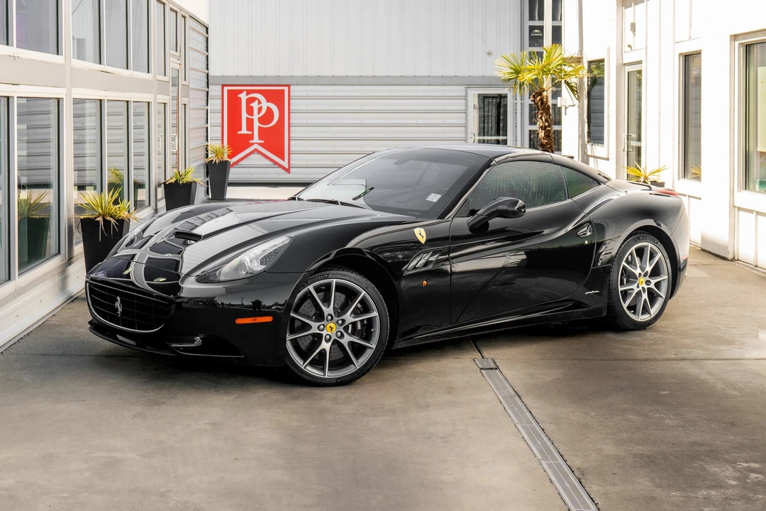 2011 Ferrari California - Image 8 of 31