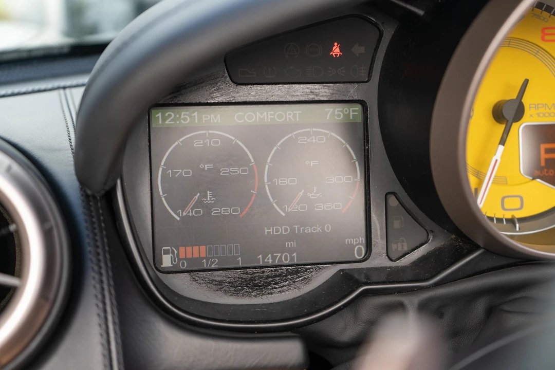 2011 Ferrari California - Image 17 of 31