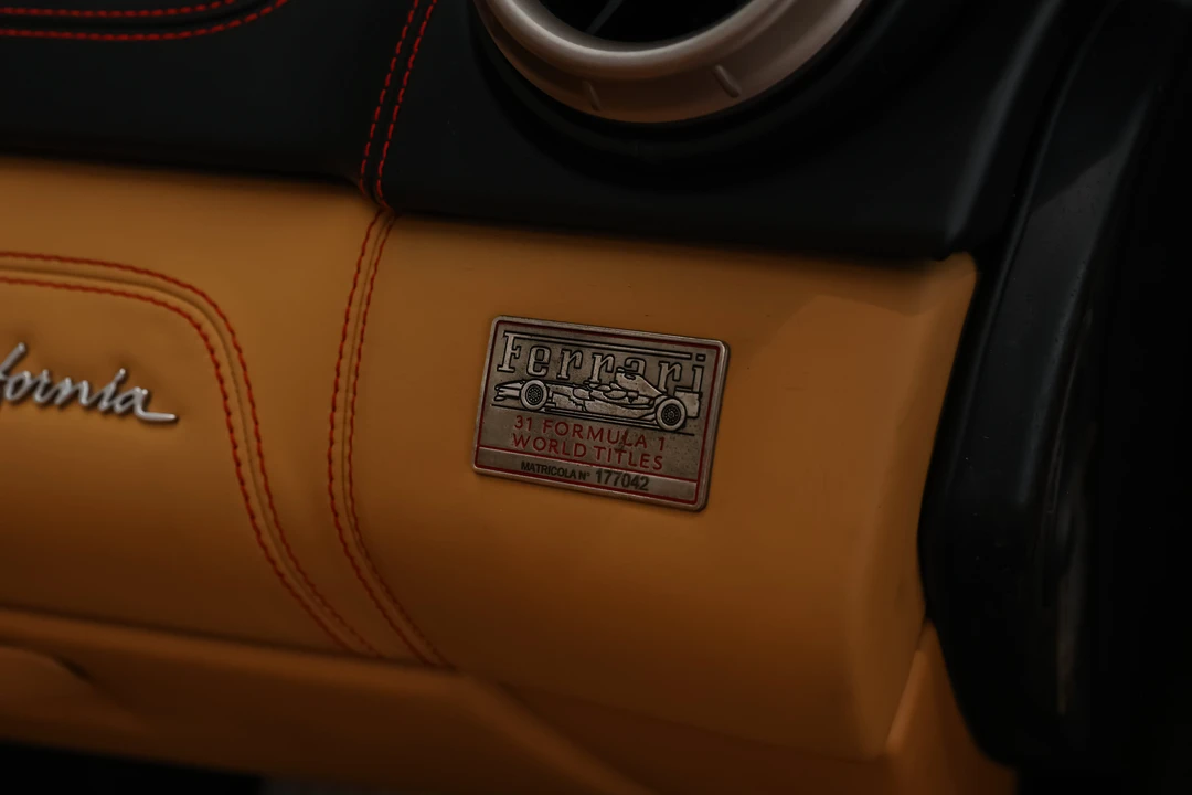 2011 Ferrari California - Image 13 of 31