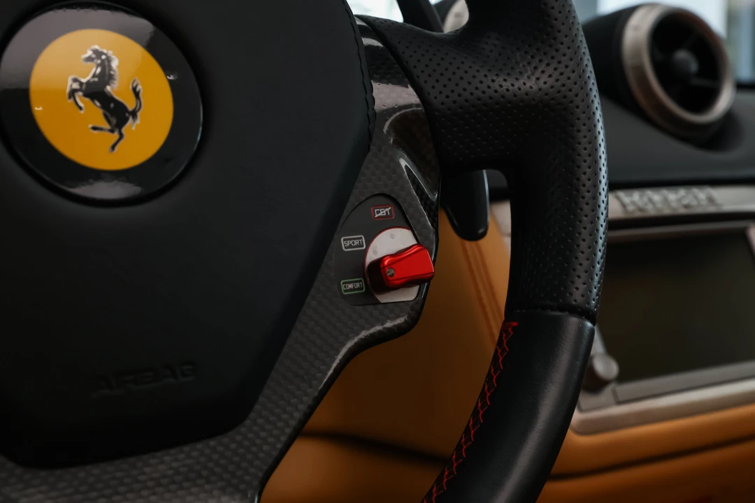 2011 Ferrari California - Image 24 of 31