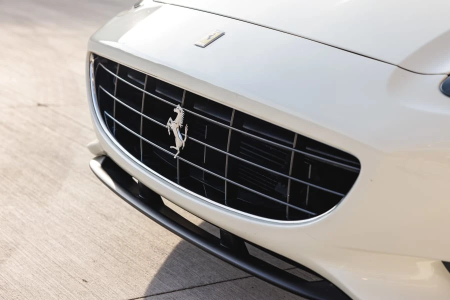 2011 Ferrari California - Image 22 of 31