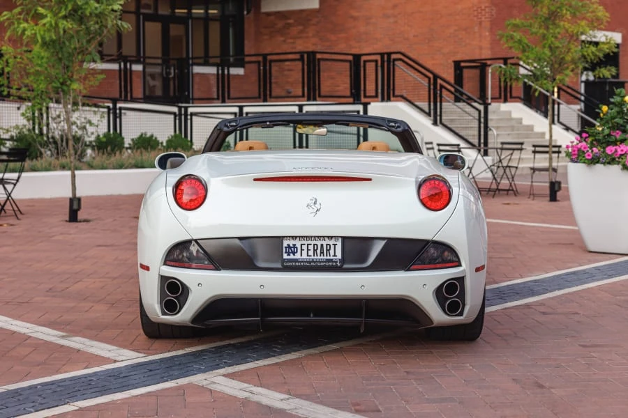 2011 Ferrari California - Image 17 of 31