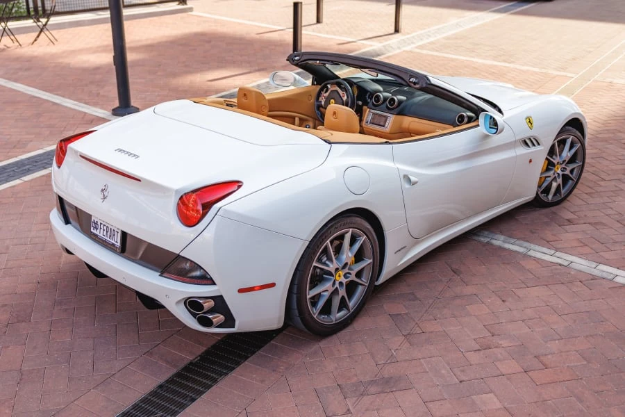 2011 Ferrari California - Image 20 of 31