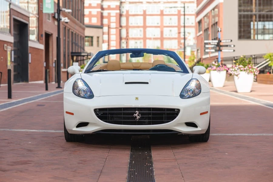 2011 Ferrari California - Image 4 of 31