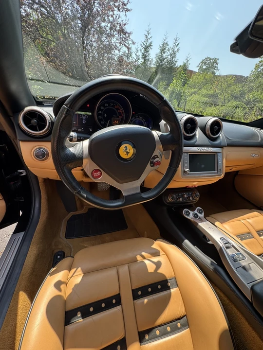 2011 Ferrari California - Image 27 of 31