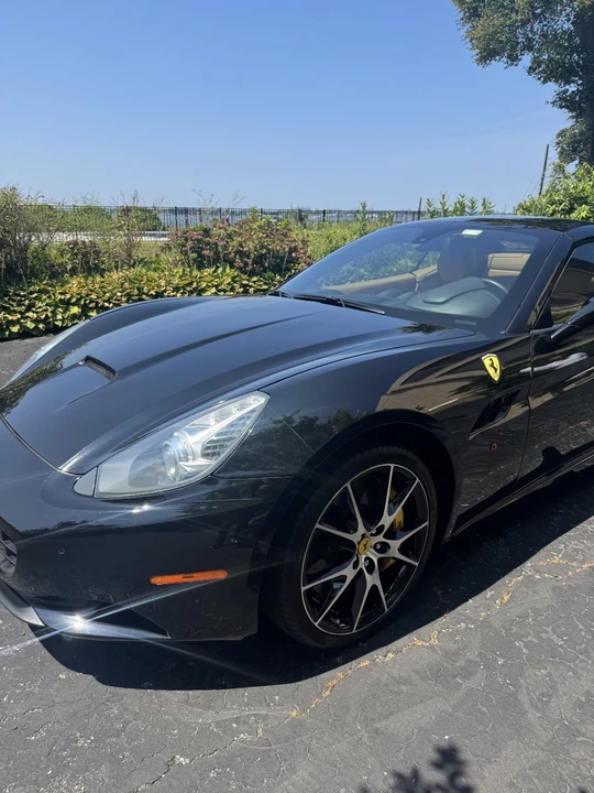 2011 Ferrari California - Image 9 of 31