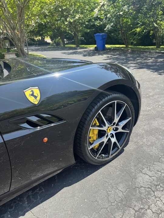 2011 Ferrari California - Image 6 of 31