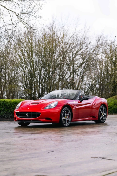 2011 Ferrari California - Image 26 of 31