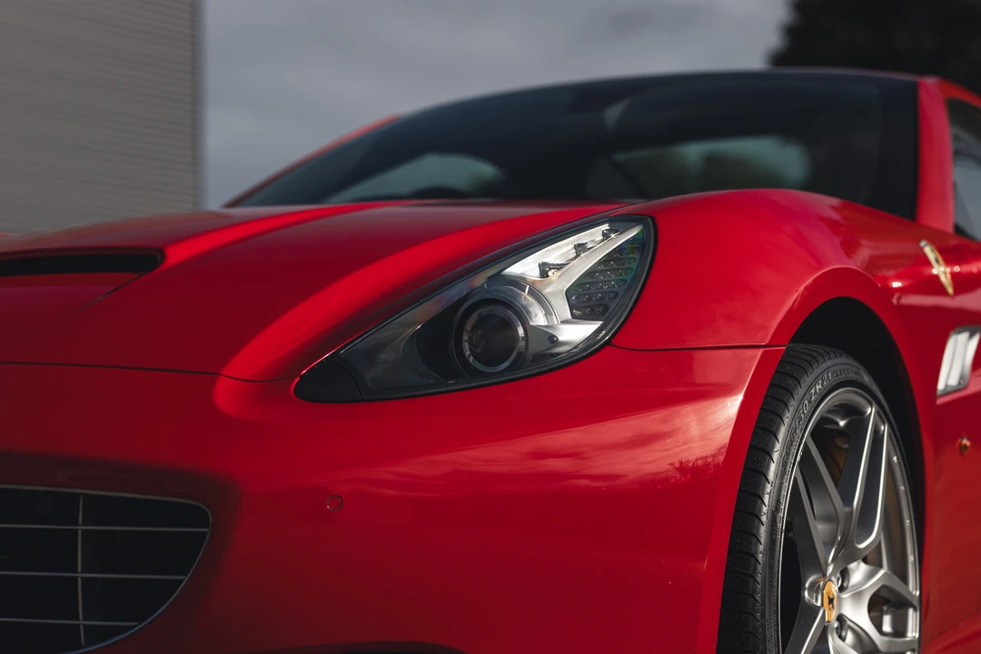 2011 Ferrari California - Image 26 of 31