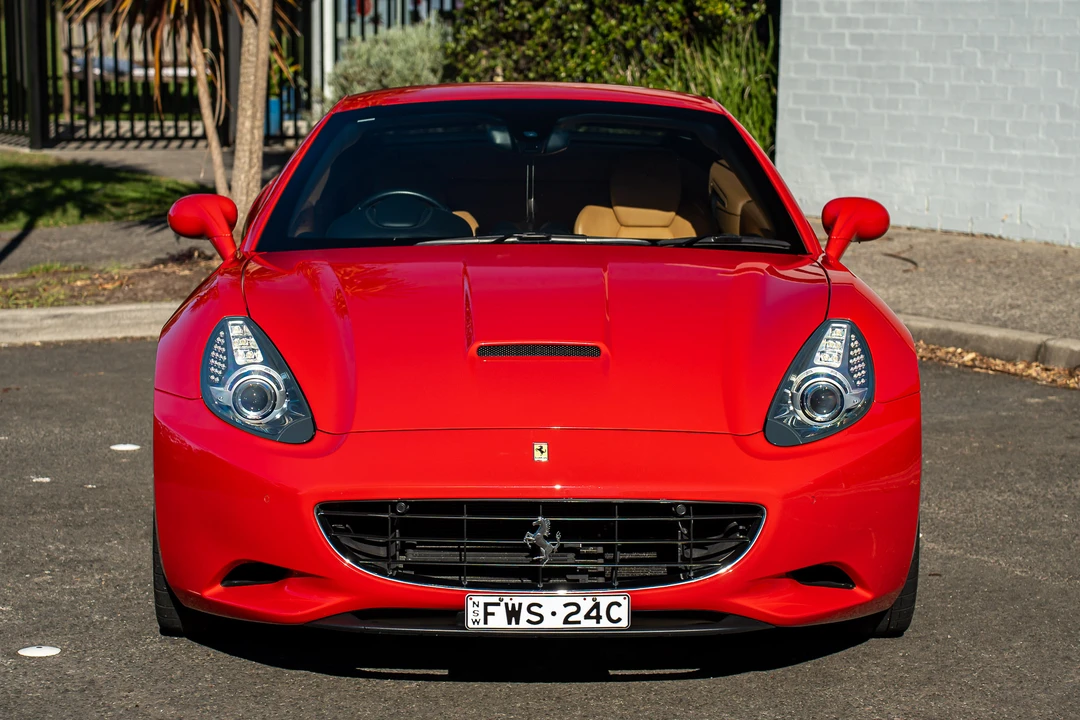 2011 Ferrari California - Image 17 of 31