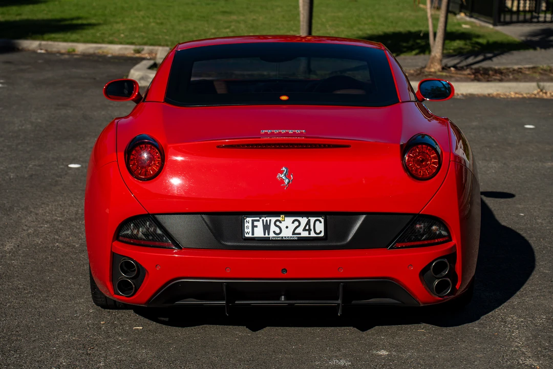 2011 Ferrari California - Image 21 of 31