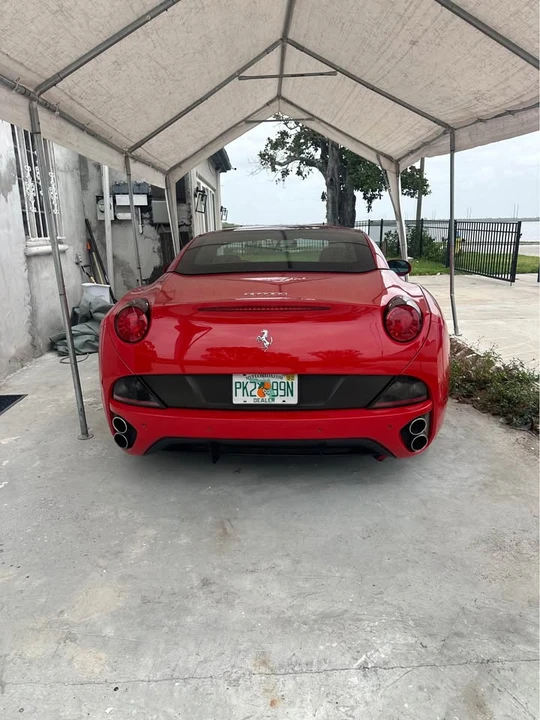 2011 Ferrari California - Image 4 of 10