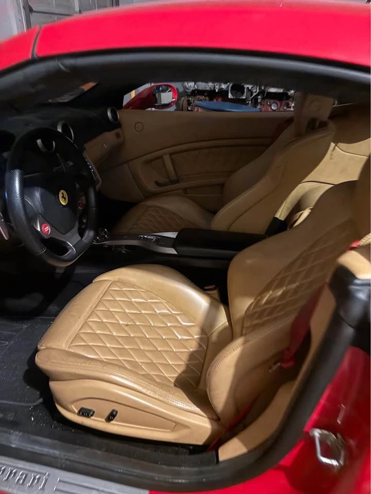 2011 Ferrari California - Image 7 of 10