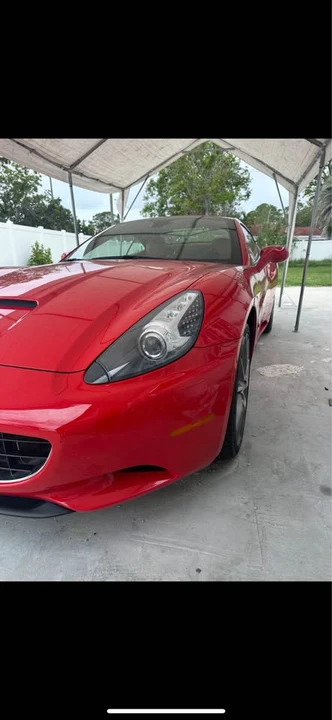 2011 Ferrari California - Image 2 of 10