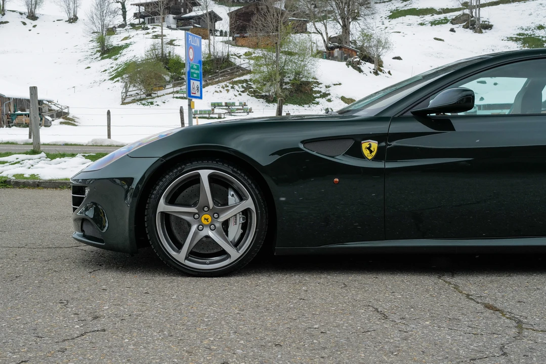 2011 Ferrari FF - Image 20 of 31