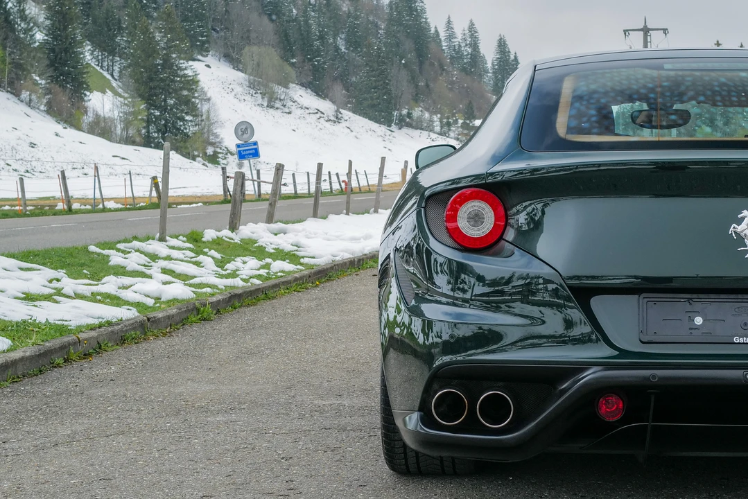 2011 Ferrari FF - Image 18 of 31