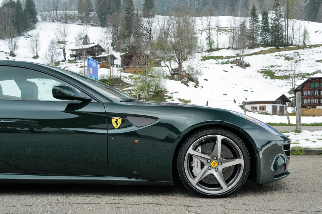 2011 Ferrari FF - Image 23 of 31