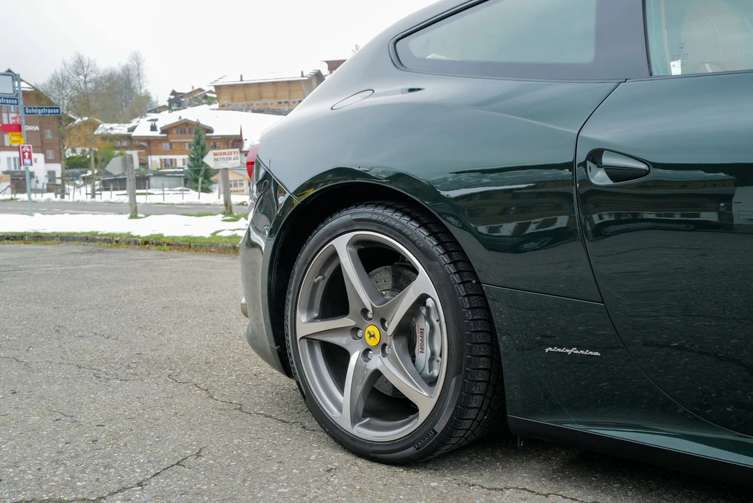2011 Ferrari FF - Image 26 of 31