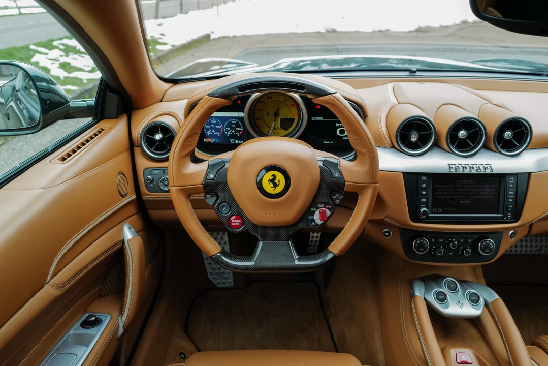 2011 Ferrari FF - Image 27 of 31